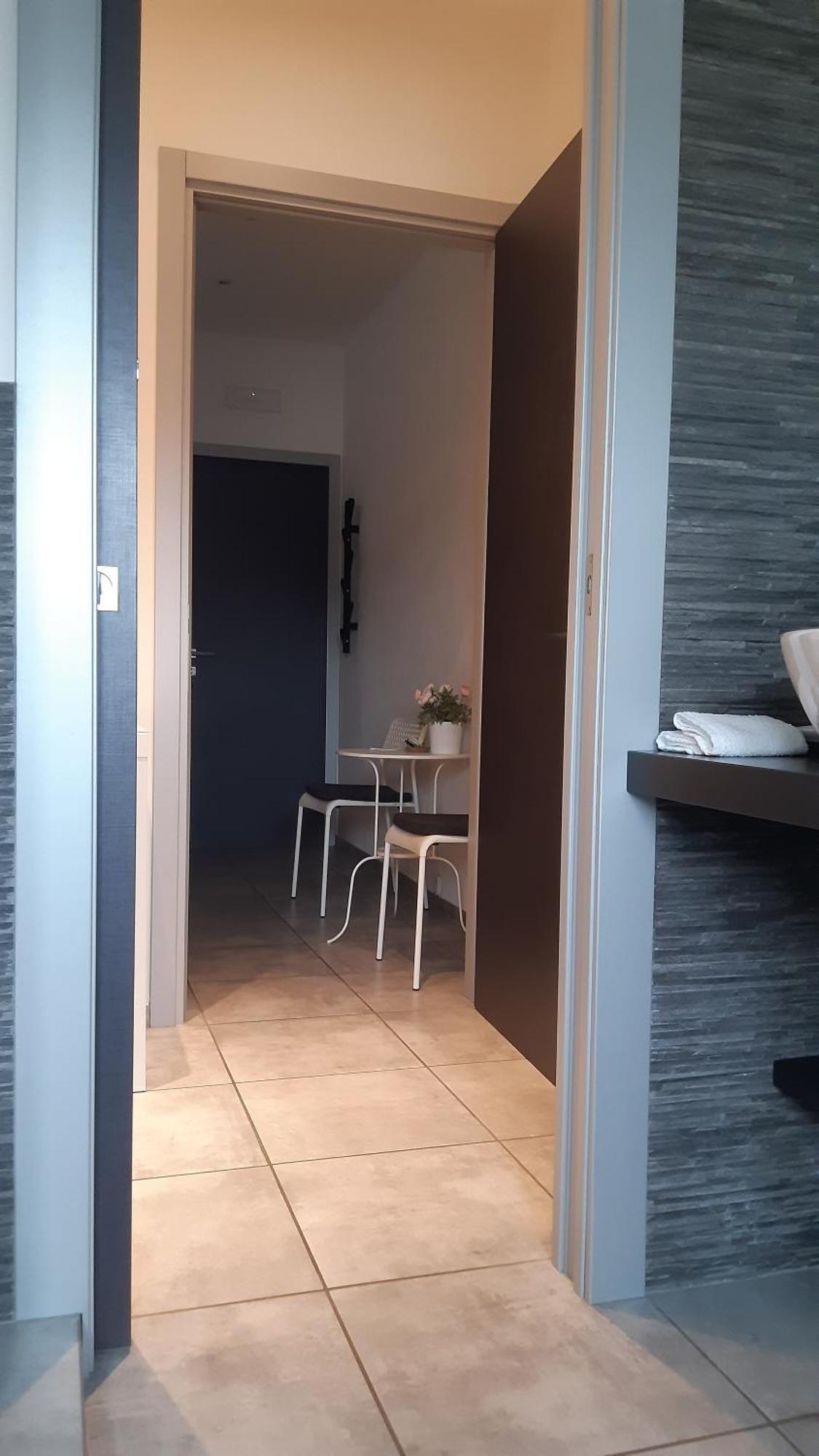 Double or Twin Room Private Bathroom