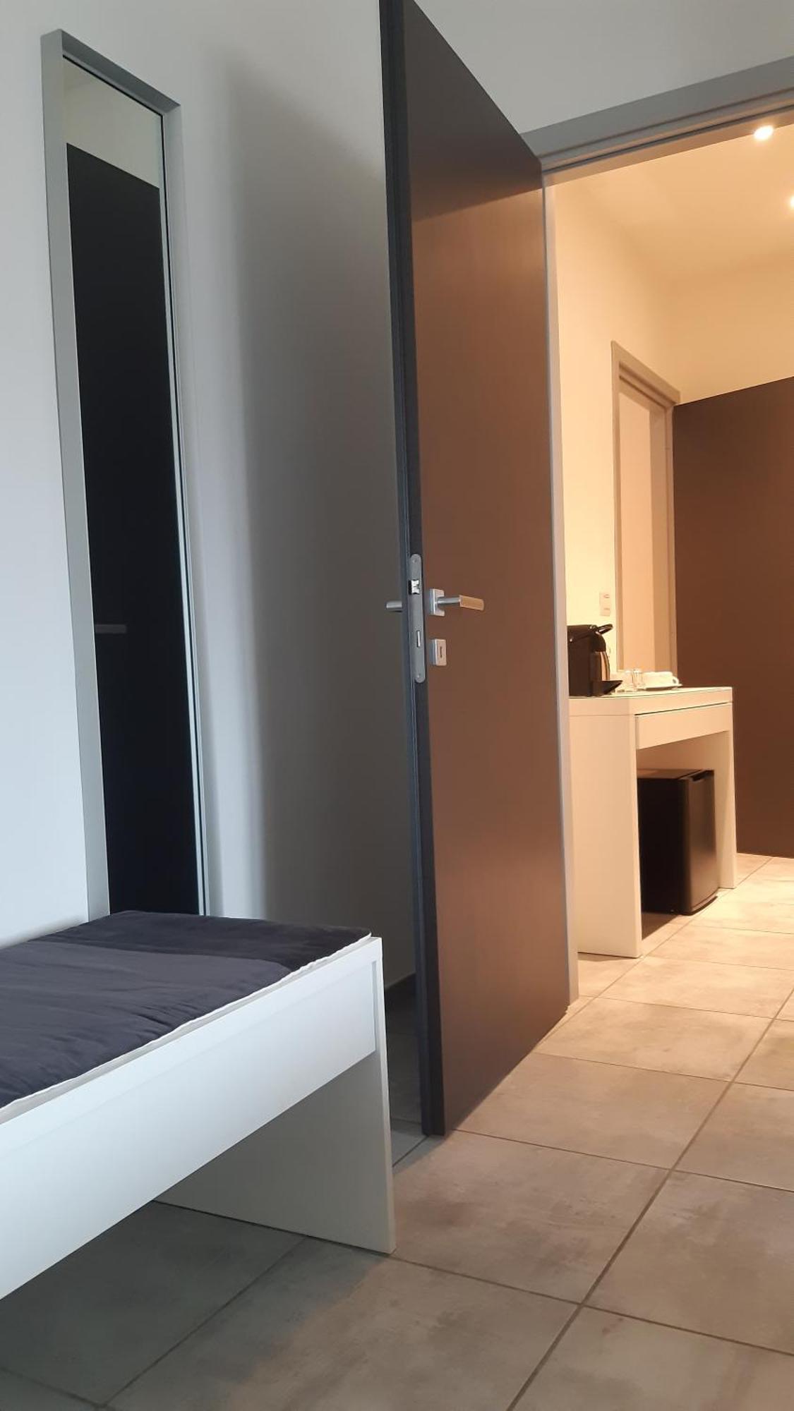 Double or Twin Room Private Bathroom